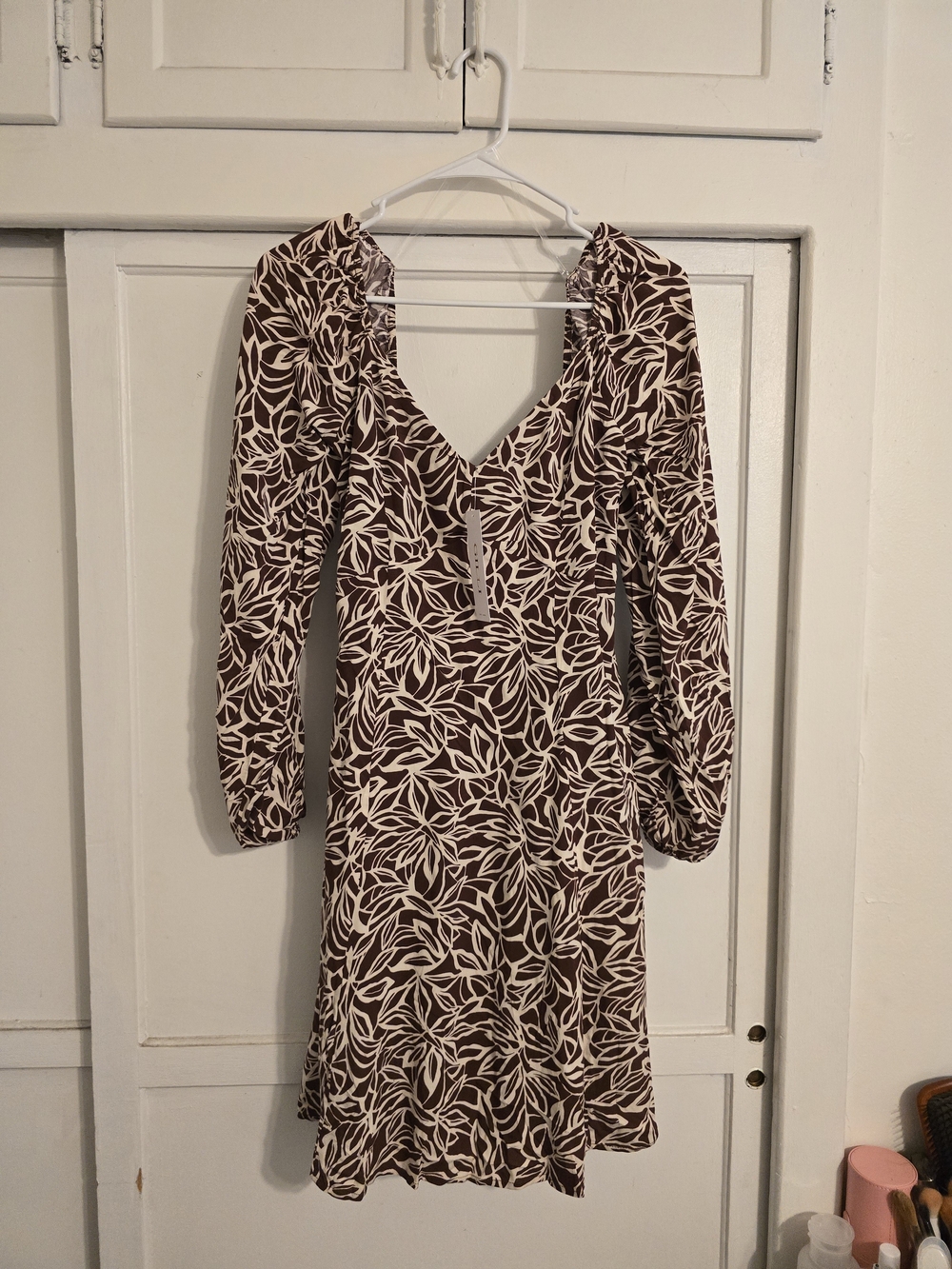 Gilli Brown and Cream Floral V-Neck Midi Dress